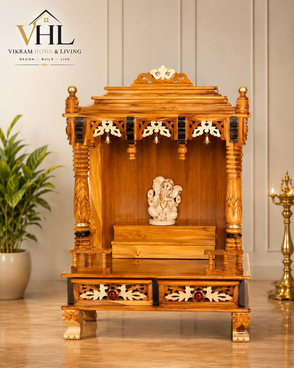 WOODEN DOMASTIC TEMPLE 7137
